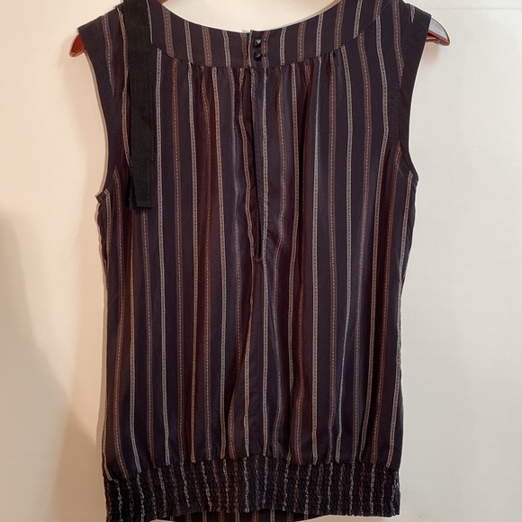Quicksilver - 100%Silk sleeveless blouse. Size S - Picture 2 of 13